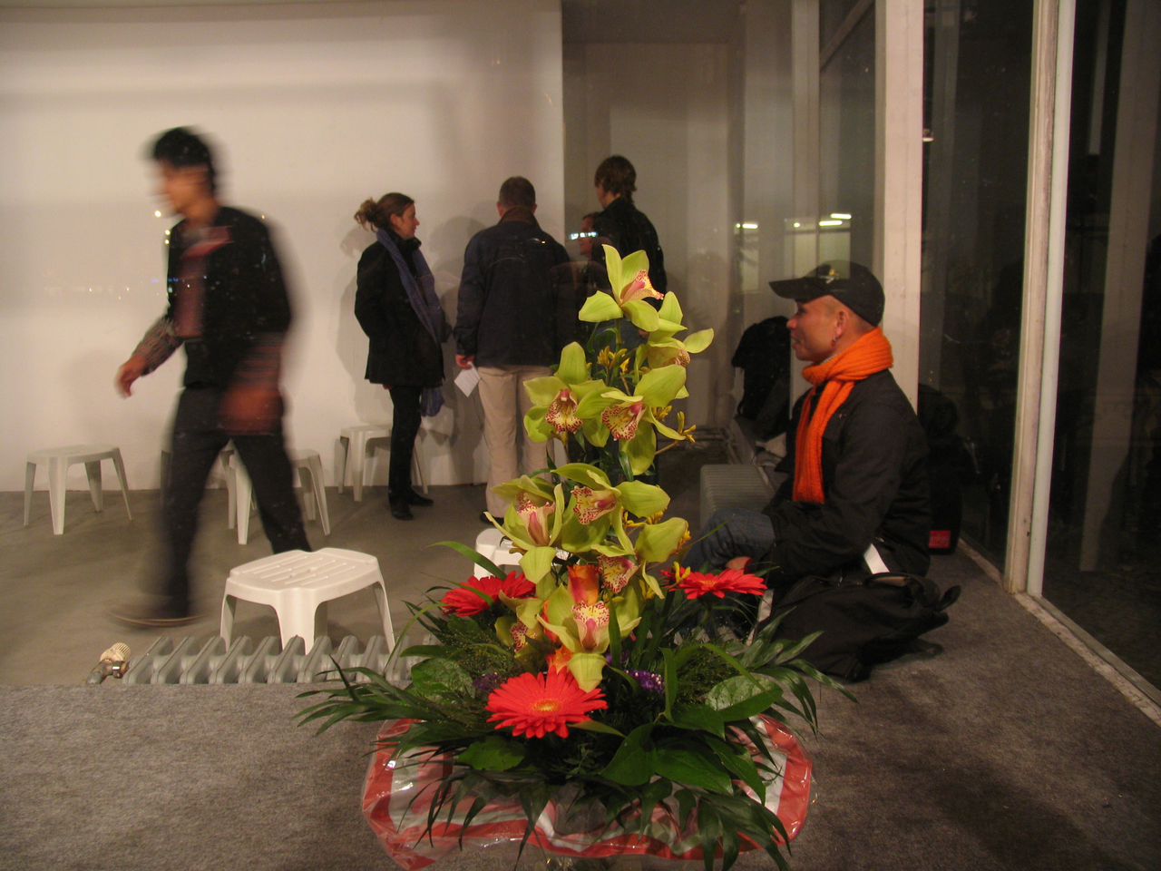 Photographic documentation of RYLLEGA Berlin (Nguyen Quang Huy, Truong Tan and visitors, 16 September 2008)